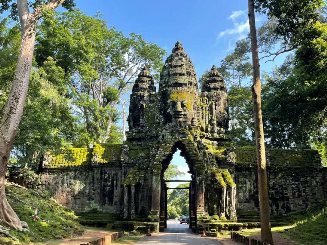 Southeast Asia Tour: Vietnam-Cambodia-Thailand – 18 Days