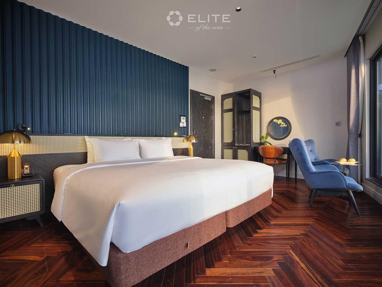 Elite Senior Suite
