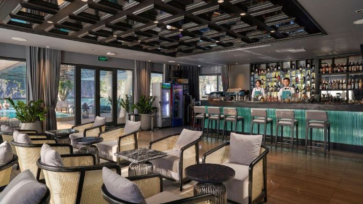 Panoramic Bar